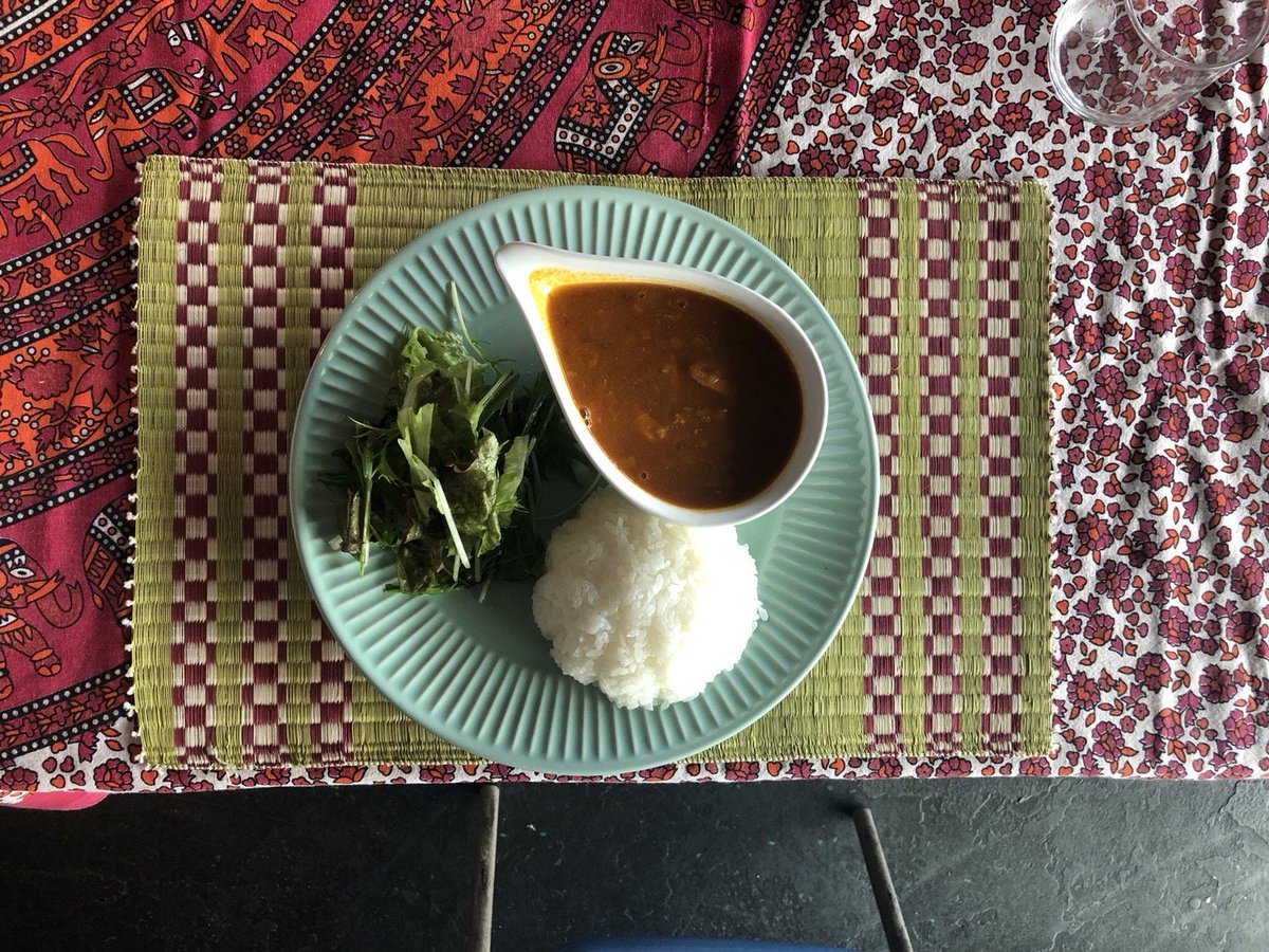 resonetUU's tweet photo. 本日Cafe VIMALA営業してます(^-^)
🍛まーこのチキンカレー
🍴ななこのティラミス
☕︎いでのチャイ
ぜひお越しください
#カレー
#resourcenetwork
#cafeVIMALA
#宇都宮大学 https://t.co/IQXmWWx8Ug