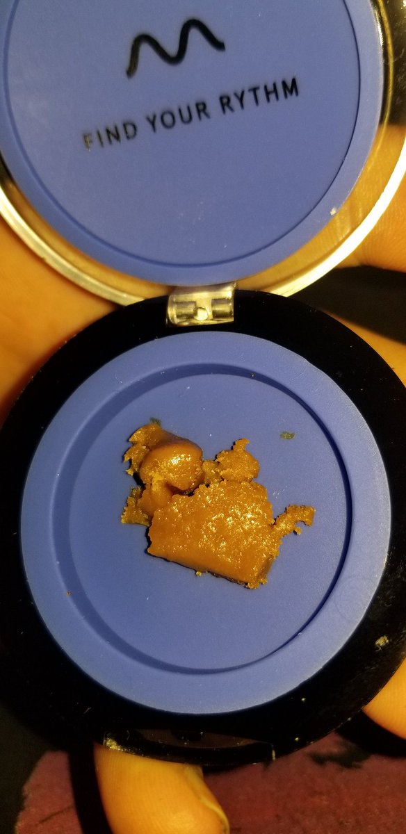 Littlem75751's tweet photo. Gotta Say Pretty Impressed With GTI RYTHYM ON THIS #ILLINOIS #MMJ #BEAUTIFUL #EASYTOHANDLE #DANKDABS #CHICAGODABS #MCCDispensary #TOPSHELF #CONCENTRATES #OILS #AMAZINGFLOWER #TimeToDab #BrownieScoutWax #Chicago #USA #FindYourRythym https://t.co/45wvAVv5kD