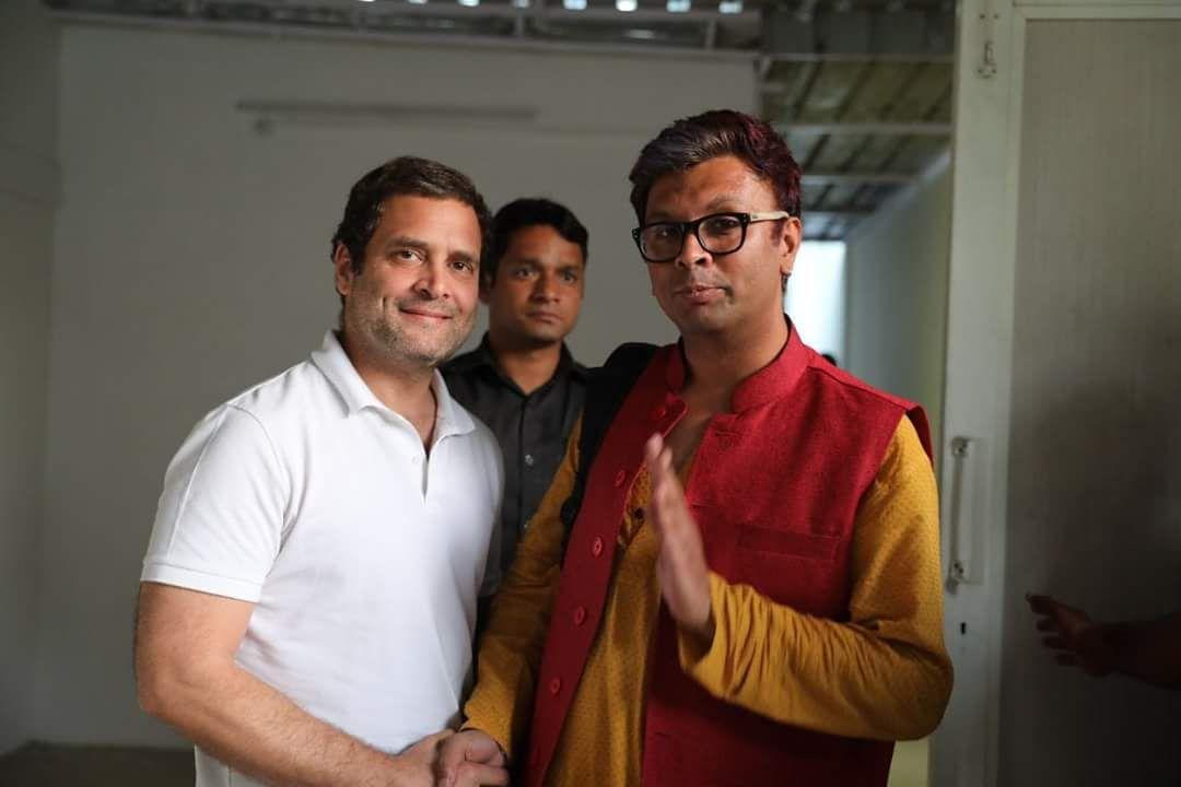 chhayank's tweet photo. And not only lawyers, professors etc are part of #UrbanNaxals gang....crooks masquerading as "Equal Rights Activists", "Rainbow Activists" are also part of gang who appear on TV to appear as if they are neutral. Exhibit 👇 this Chap https://t.co/Gt3vxTaDrR