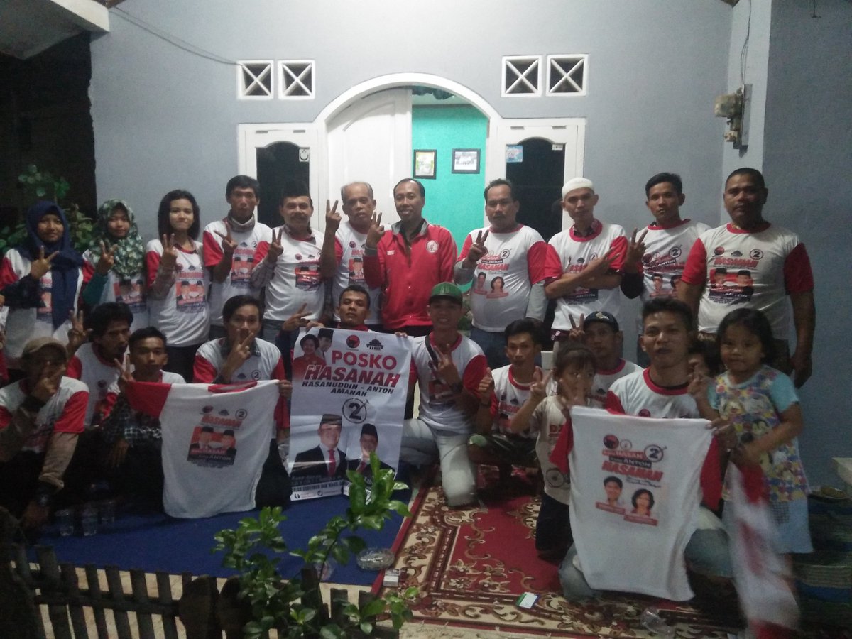 kh_rinto's tweet photo. Sukseskan gerak langkah Door to Door di Bantar Gebang Kota Bekasi
#Hasanah2Menang
#JabarTerjamin
#TMPhadir
#TMPKerja
#Gaspolll
@jabarhasanah
@TMP_BekasiKota
@DPD_PDIP_JABAR
@tbhasanuddin
@AntonCharliyan_
@Hasto_66
@Maruarar_Sirait
@nicoshn https://t.co/DGGRT4gCS6