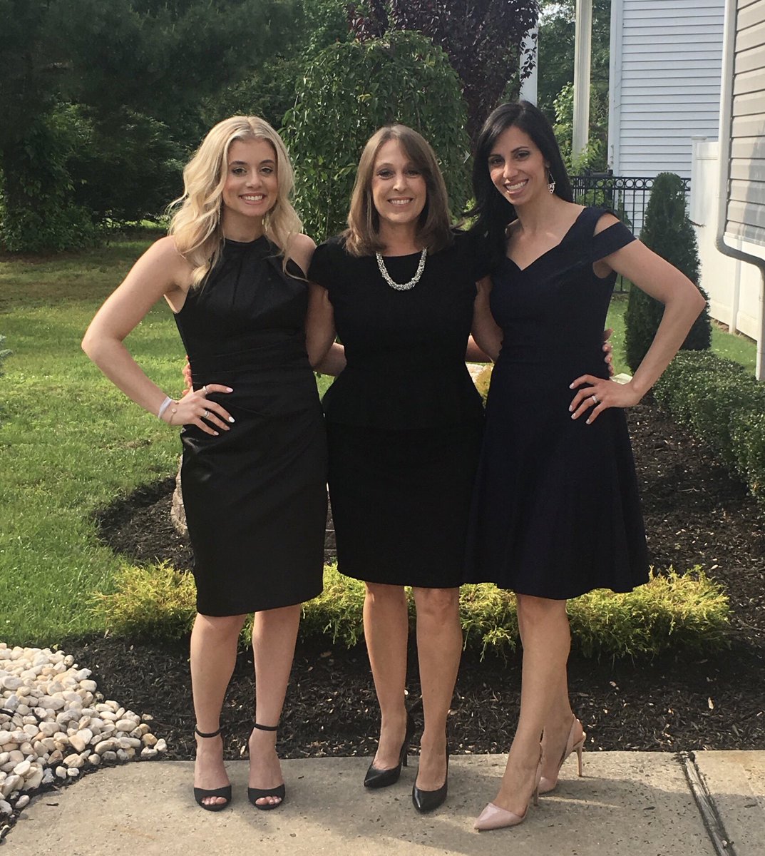 MrsCMonroe's tweet photo. Prom chaperones!☺️@MarlboroHS2018 https://t.co/dbmWczIoSj