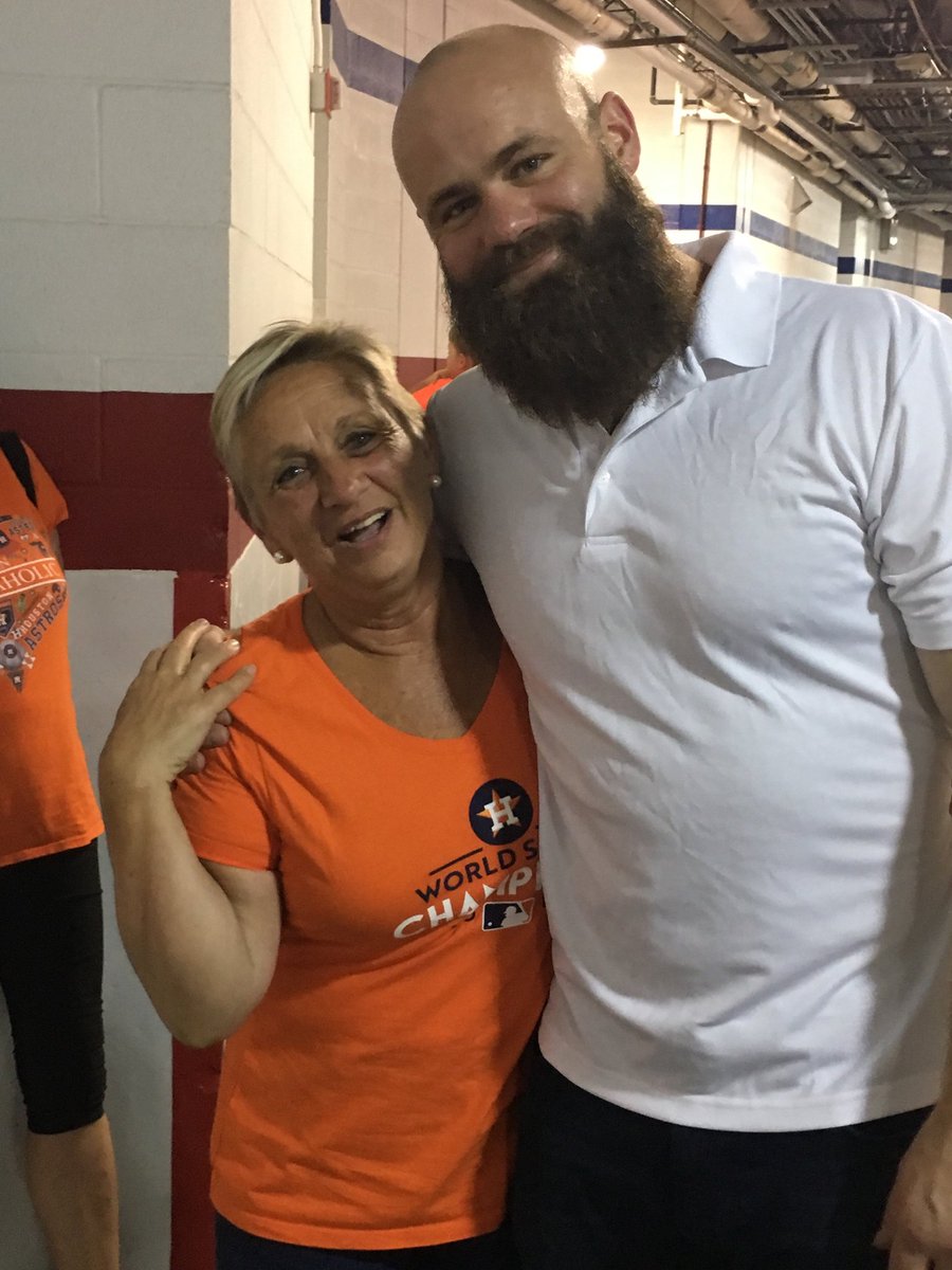 trophymom5's tweet photo. Big Ol' White Bear! https://t.co/FaAdIkWHuF