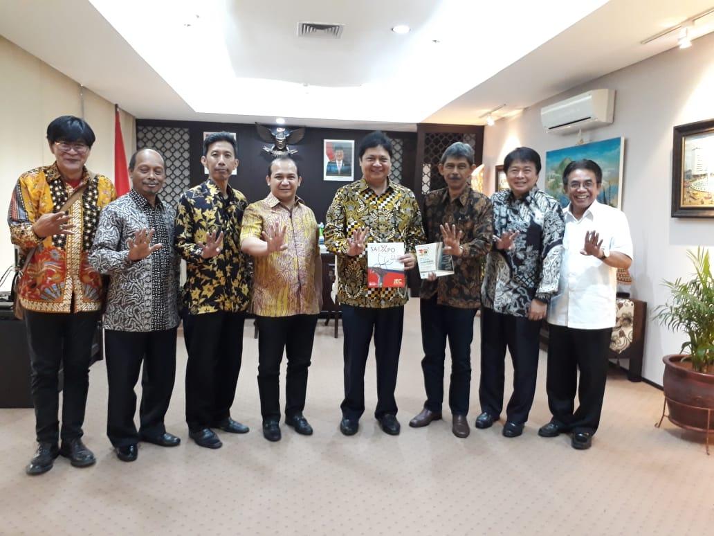 1. Ketum Asmindo didampingi pengurus DPP Asmindo bertemu dg Menteri Perindustrian Airlangga Hartarto, 8 Juni 2018.