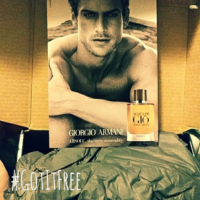 ajayef94's tweet photo. Smells amazing! babe loves it! 🖤🖤 #GiorgioArmani#Influenster#
I received this product complimentary for testing purposes. https://t.co/5XoQNJWUrO