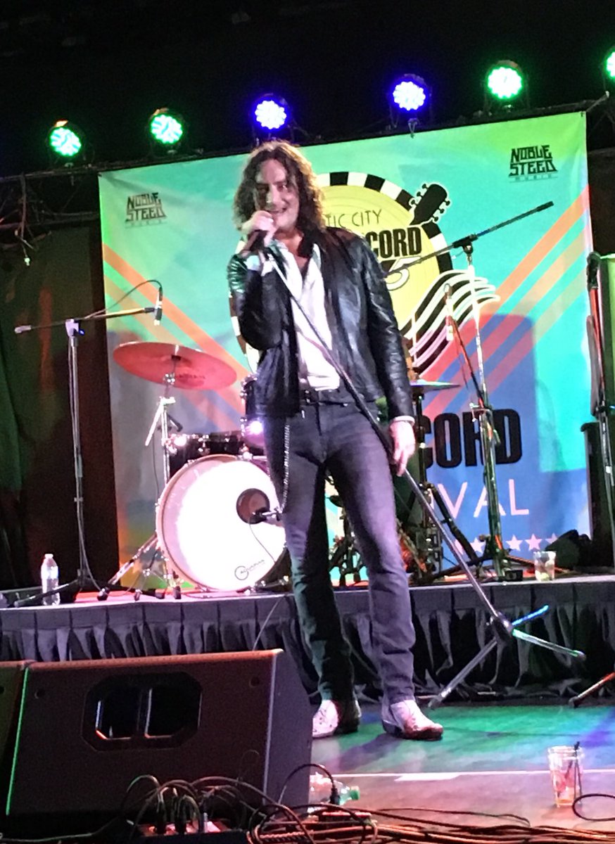 cheryld33's tweet photo. Off The Record #constantinemaroulis #otr5 #tgif https://t.co/CFoEv47GxP