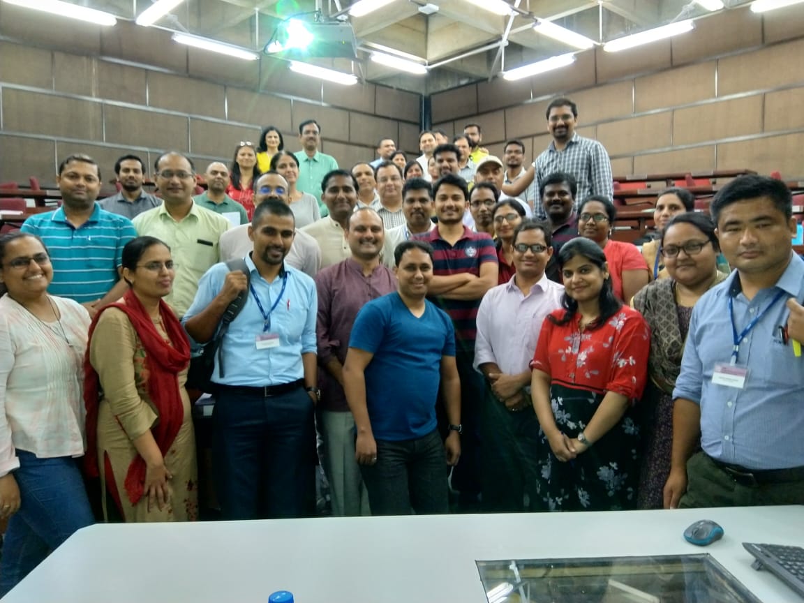 Participants of the 40th Faculty Development Programme at #IIMA in an insightful guest session by Prof. @ChinmayTumbe on Business History and its importance in management education.

#Education #Management #research #businesshistory