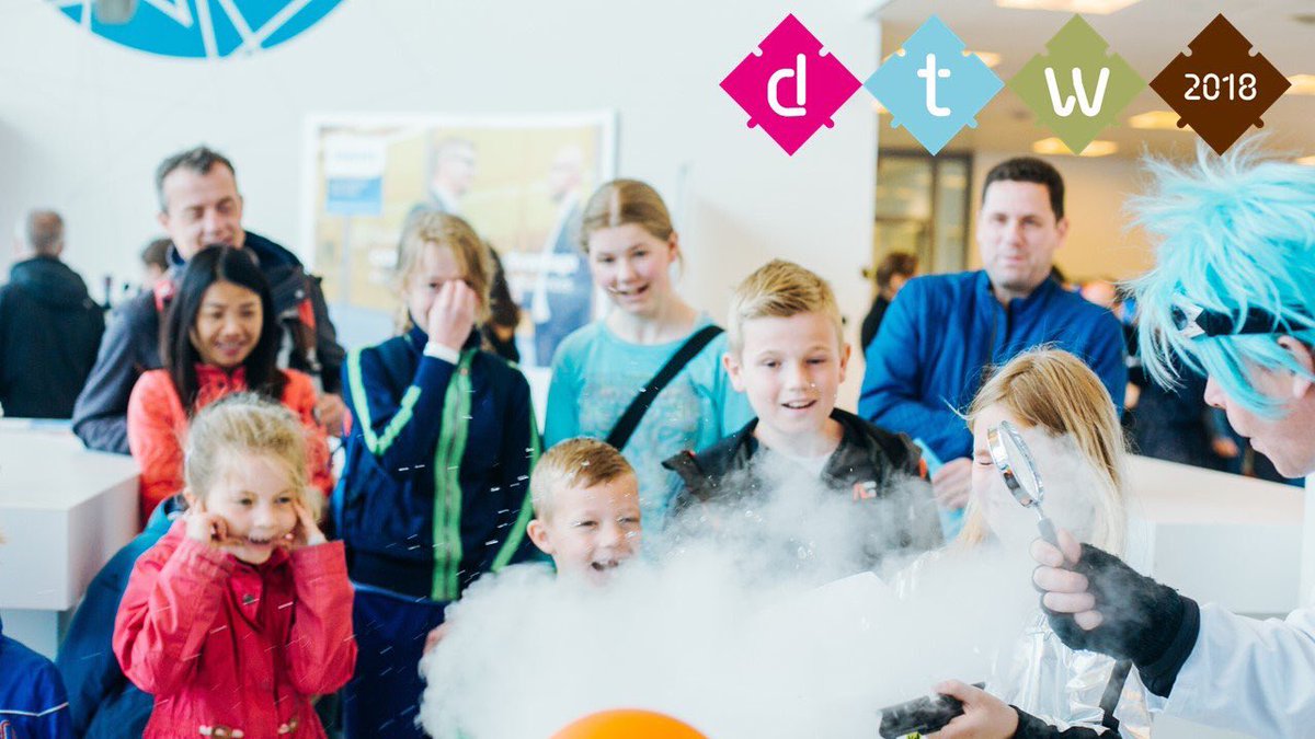 IndustrySmart's tweet image. De High Tech Ontdekkingsroute is vandaag grootser dan ooit. Op 7 hotspots zetten hightech bedrijven vanaf 11.00 uur hun deuren open voor jong en oud. Waar wil jij heen? dutchtechnologyweek.com/nl/events/high… #techistegek Tot zo? #DTW2018 #HTOR