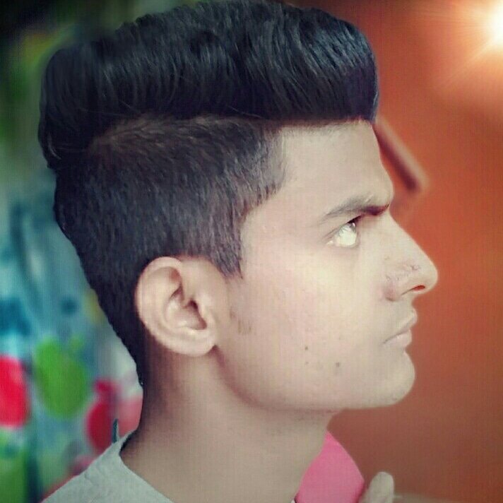 Indian former captain Mahendra singh Dhoni new hairstyle and look goes  viral on social media fans admiring Chennai super kings captain IPL 2021 -  Latest Cricket News - महेंद्र सिंह धोनी ने