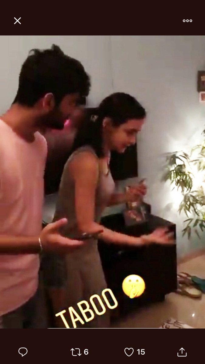 Arnavkhushi75's tweet photo. #sarun #SanayaBarun #sanayairani #barunsobti #IssPyaarKoKyaNaamDoob #ipkknd #7YearsofIPKKND @StarPlus @BarunSobtiSays charming awesome Jodi #SarunArhiIPKKNDHamesha 😍😍😍😍 https://t.co/hyZNbOyJog