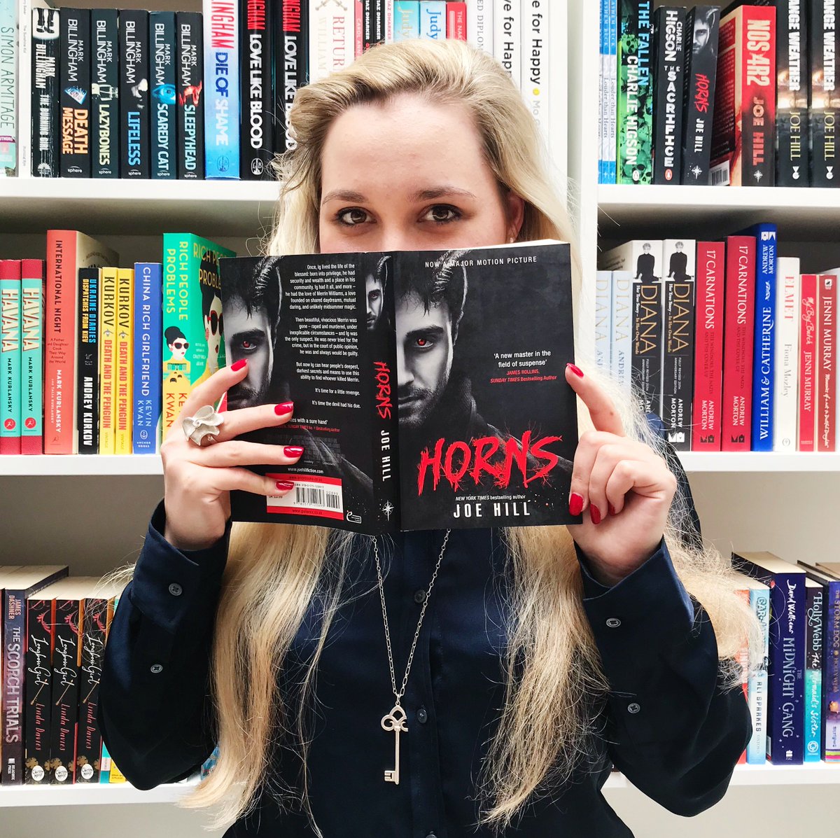 EmiratesLitFest's tweet photo. We asked @AnnabelleCorton , Programme Design and Research Coordinator, what she's reading. "I finished reading @joe_hill 's Horns - a dark, supernatural crime thriller where you find out whodunnit early on. The villain made my skin crawl and the love story broke my heart." https://t.co/4ViML3CxLU