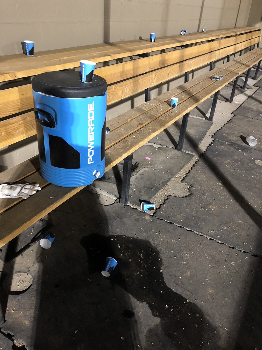 CoachPollak's tweet photo. Allowed other schools to play on our field. 2 dugouts. One dugout is a program built by a man of integrity for 20+ years. The other school needs to rethink priorities. Can you tell which is which? #buildbetterpeople #thegameknows https://t.co/Q0DRLT7aFj
