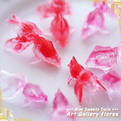 floreeshop's tweet photo. UVレジンで金魚作り♪
https://t.co/rmN3gc5gjt

#レジン　#金魚 #miniature #floreemold #handmade #handicraft  #mold  #レジン作り方　#ハンドメイド
#ミニチュア #シリーコーンモード #モード#フローレ　#floree https://t.co/G6UNkrACHI