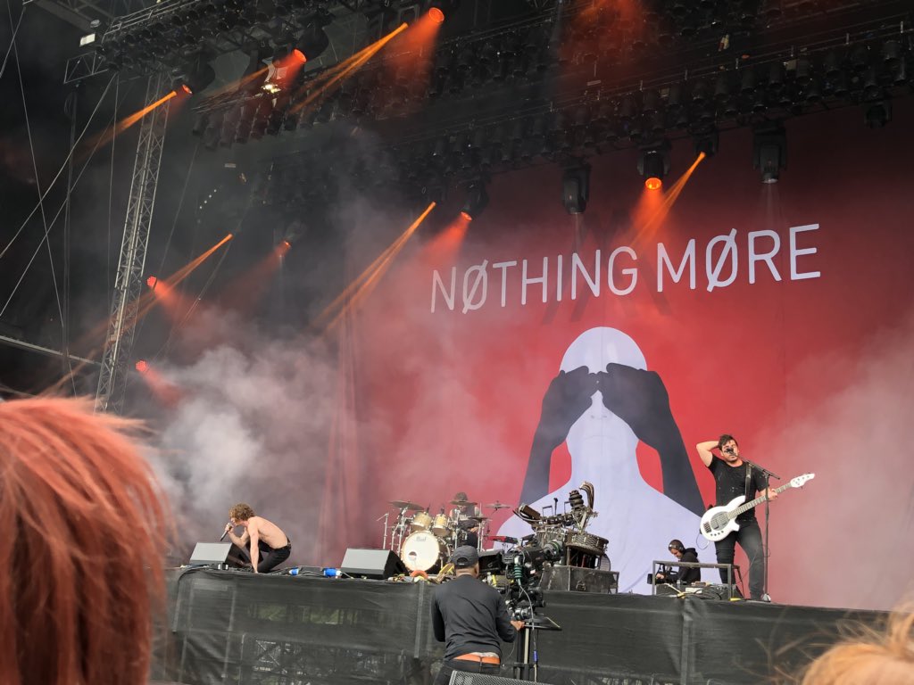 HollySteele1's tweet image. @nothingmorerock thank you! So emotional right now. #fadeinfadeout