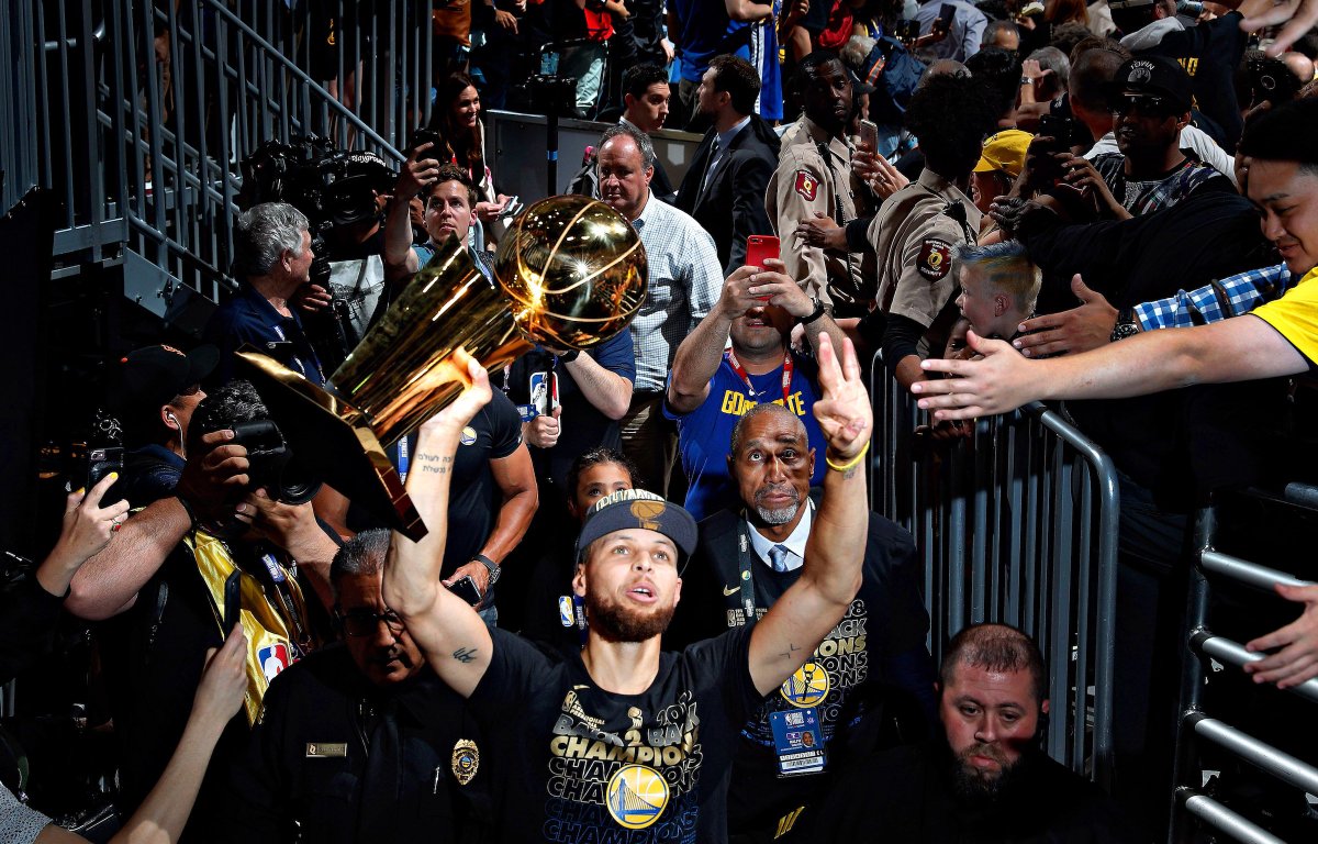 Golden Dynasty: The Warriors are back-to-back NBA champions.

Game recap: trib.al/as3sATu
The Curry effect: trib.al/EwcIRzD
Parade info: trib.al/ul1McdH