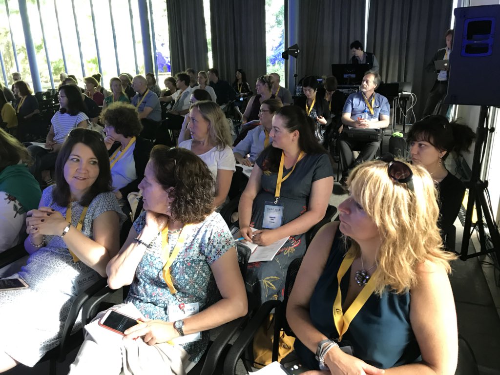 AudiologyItalia's tweet photo. #AudiologyInfos #HEAL2018 A @VillaErba comincia il terzo e ultimo giorno della #conferenza: ai partecipanti è proposta la scelta fra gli #impianticocleari per la #sordità monolaterale, il miglioramento dei programmi #EHDI e la ricerca di un #aiuto per il problema di #udito. https://t.co/mGTPAzrYdF