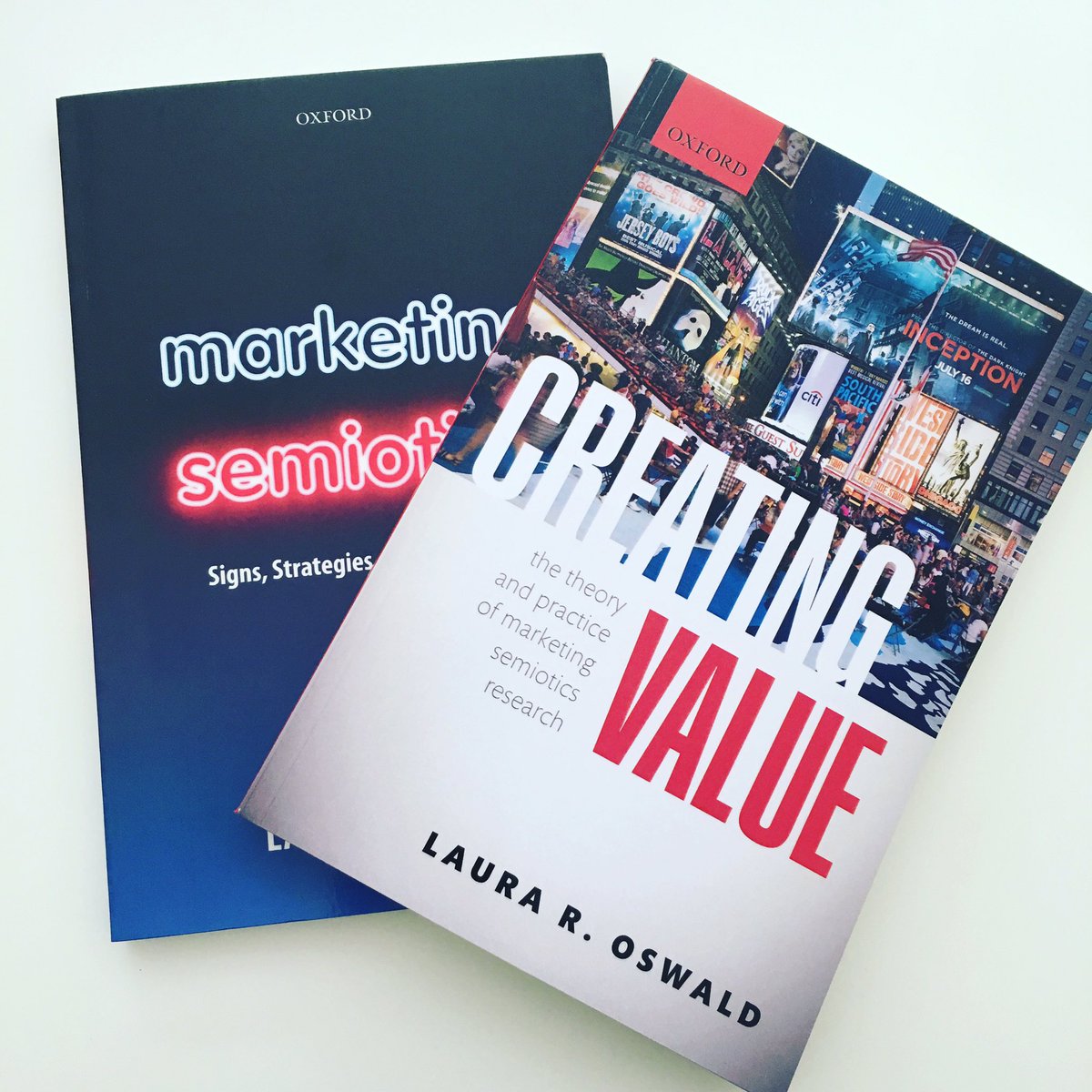 PureDC_'s tweet image. New reading 📚
#postgrad #marketing #semiotics #research #retaildesign