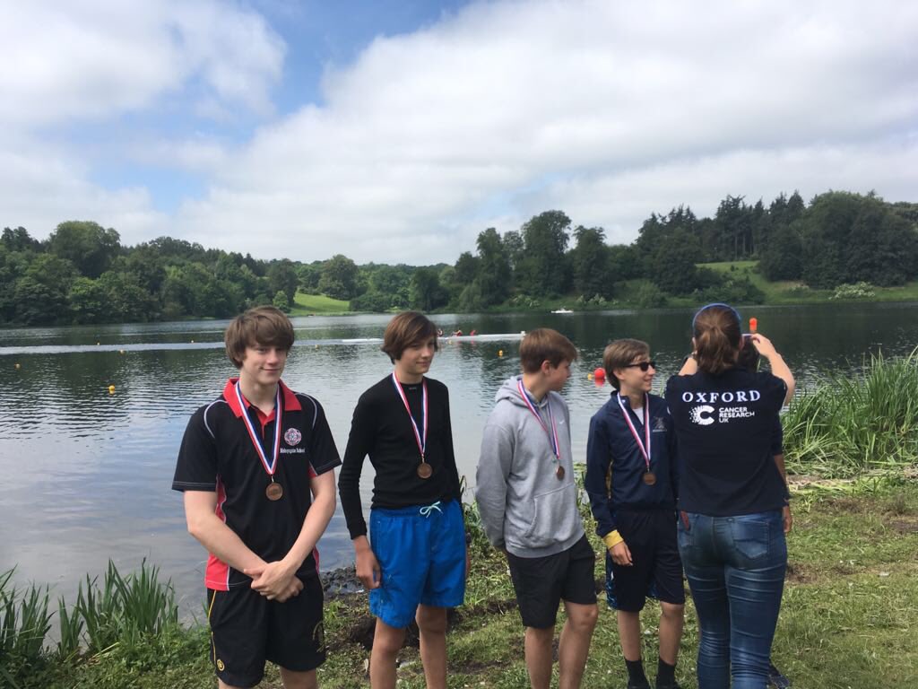 EtonExcelsiorRC's tweet photo. Bronze for the J14 4X+ in the A final @blenheimregatta #moremedals https://t.co/k8KlSfiEX9