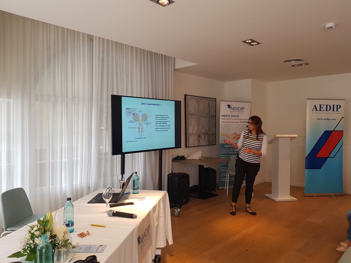 ABADIP_Baleares's tweet photo. Nuestros médicos y 'ángeles de la guarda' en la Jornada Anual de Inmunodeficiencias de Abadip #ABADIP #salud #Mallorca https://t.co/alWIDFZWw4