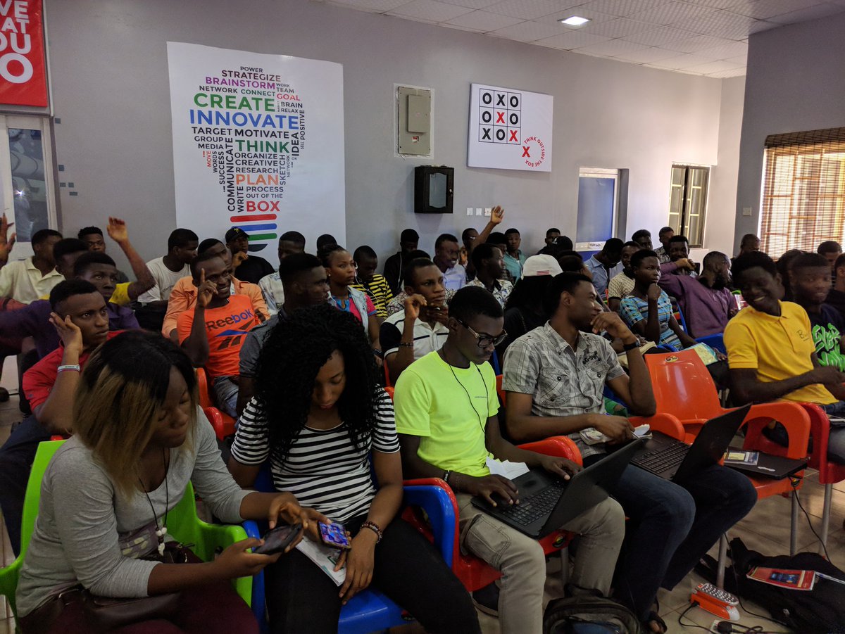 forLoopUNN's tweet photo. Let challenge begin!
#forLoopUNN #HacktheDen @forLoopAfrica @theflutterwave https://t.co/ozALvDl96I