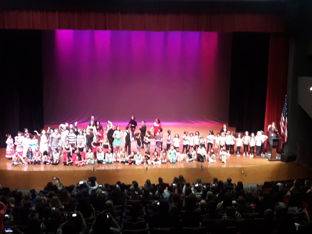 FDRarts's tweet photo. Condors Invitational Dance Festival! What a success! 100 dancers from FDR and Lima performed and learned! @FDR_Condors @FDRMiddleSchool @FDRElementary @ColegioFDR #FDRrocks https://t.co/cGMXzM2NWx