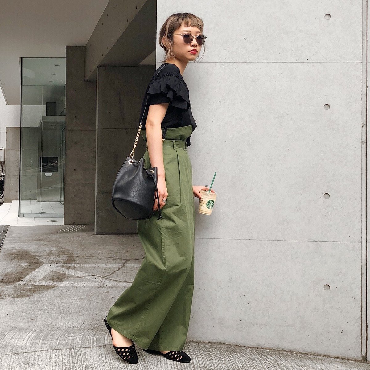 ページボーイ Ar Twitter あえて着る サマーダークスタイル ダークカラーでまとめても重たく見えない 夏らしい着こなしやポイントとは Pageboy Pressひねちによる クールな サマーダーク コーデを 一気にご紹介 Check T Co Ratbyeuicp