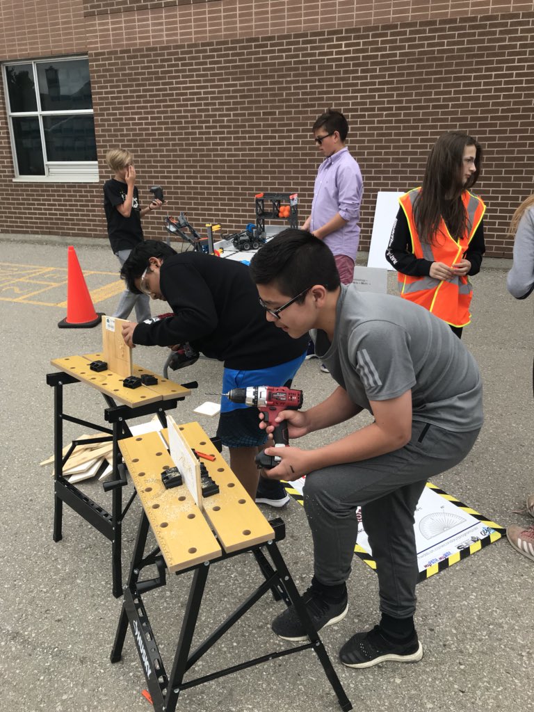 jademahwdsb's tweet photo. Another great day! @GuyBrown_HWDSB. Students understanding of Math and Science reinforced @HWDSBTrailer. Pathways explored and subject areas exposed when transitioning to high school. Super day 😀 https://t.co/90QCWBEaos