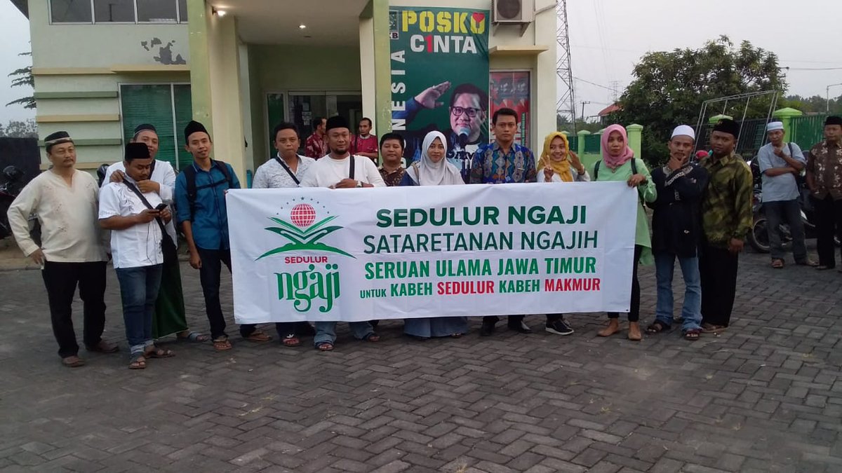 Gusti53075772's tweet photo. CAK IMIN PILIHAN HATI, MENJAGA TRADISI,
HADIR UNTUK NKRI

#JOIN2019 
#CakIminSangPilihanHati 
#CakIminWapres2019 

@cakimiNOW 
@jokowi @Arbit_Manika
@DewantoAndry @Musl1m_Bukh0r1 @santripanglima https://t.co/5mQDgMRCjT