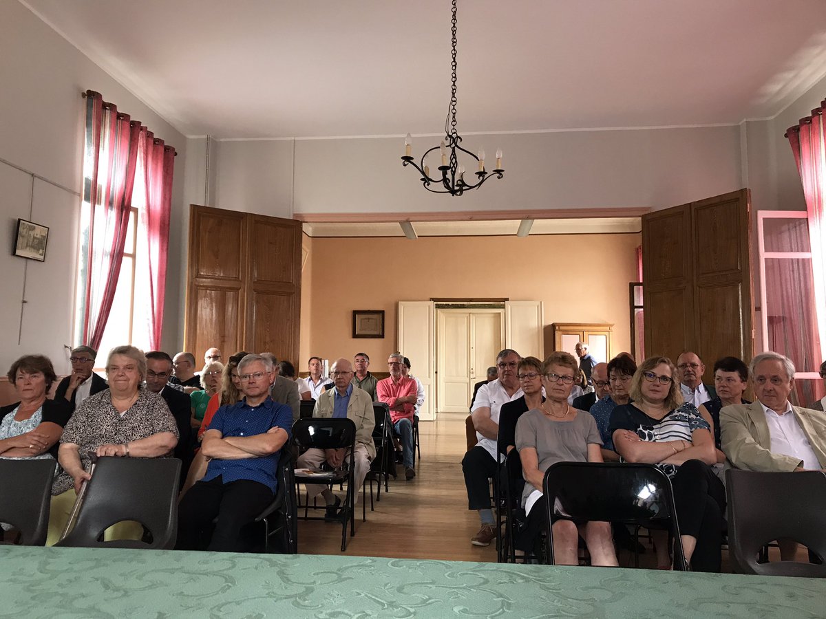 Reunion à <a href="/CormicyMairie/">CORMICY</a> des maires et des adjoints des communes du canton de Bourgogne à l'invitation de Monique Dorgueille et Éric Kariger, conseillers départementaux. <a href="/DptMarne/">Département Marne</a> 
Avec @YvesDetraigne #CD51 #marne #proximite #AMF
