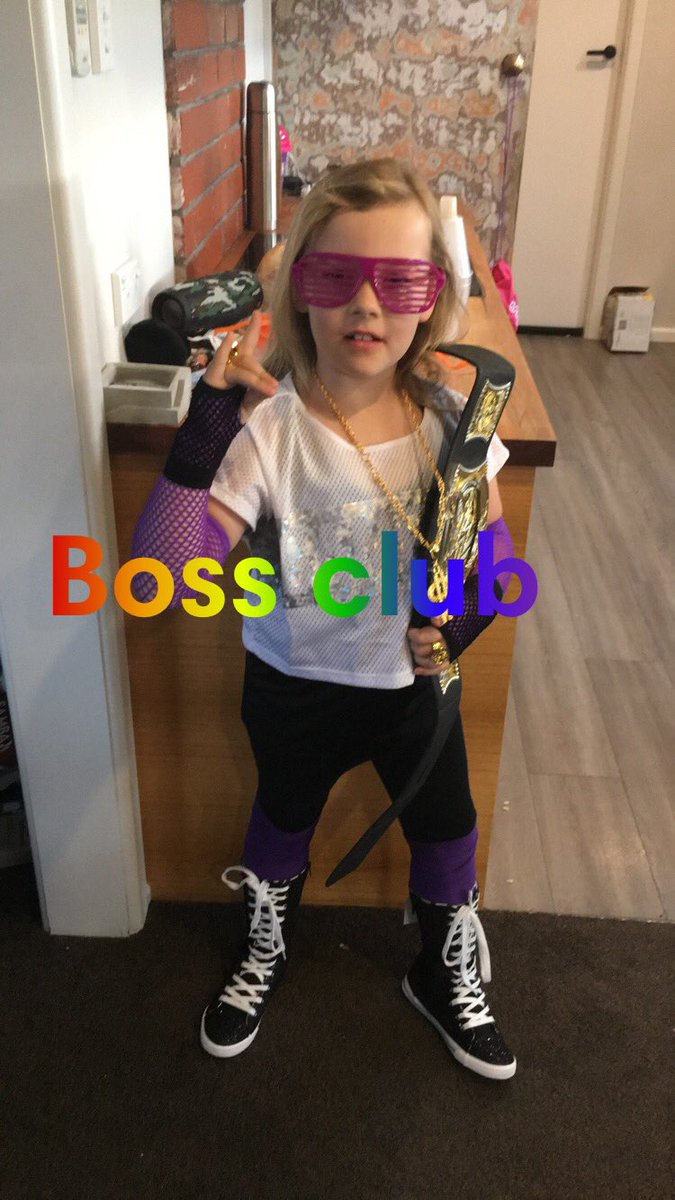 KirstinOD's tweet photo. @SashaBanksWWE my girl wants to be the boss for what I want to be when I grow up#sevenyroldwithskills #chchnz #bossintraining #comevisitnz https://t.co/xJXc5pfW8h