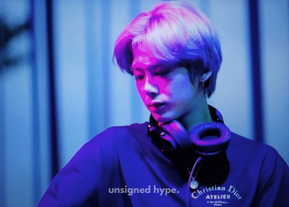 unsignedhype_mh's tweet photo. #UMF #형원 https://t.co/G7Dw9skOND