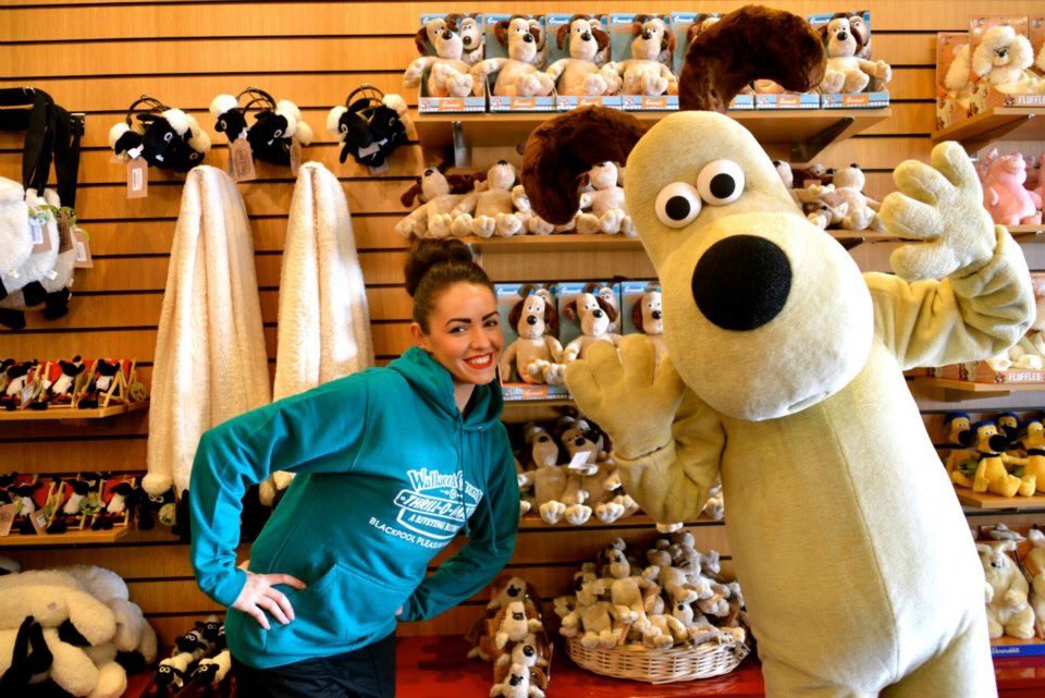 EntsTeamBPB's tweet photo. SO MUCH TO SEE AND DO @Pleasure_Beach #ICONTheRide #TheRides #TheShows #TheFun #TheThrills #Blackpool #GetYourRideOn #NickelodeonLand #WallaceAndGromit #RollerCoaster #familyFun @BPBArena @HotIceShow @SpongeBob @pawpatrol @TMNT #DontMissAMinuteOfTheFun https://t.co/9CMI6SQCrc