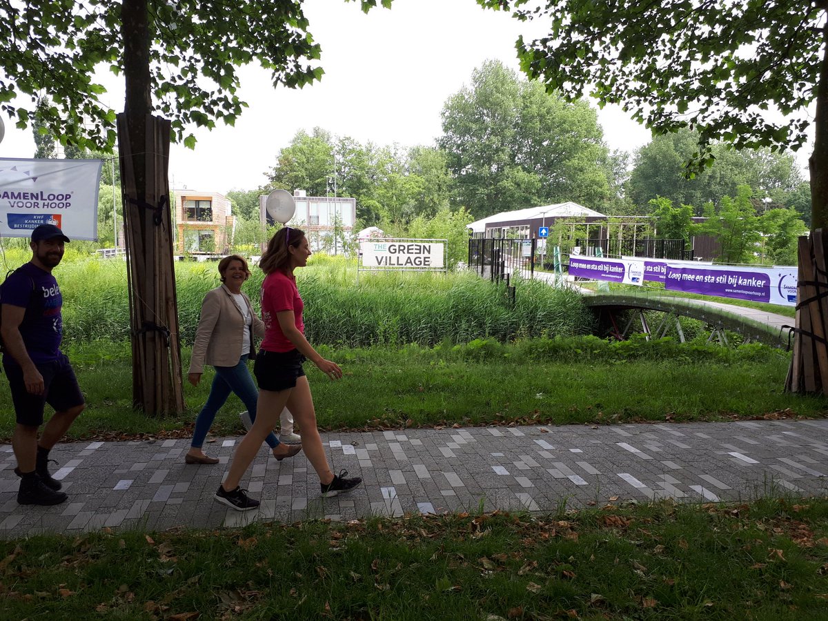 TheGrnVillage's tweet photo. En onder aanvoering van burgemeester @VanBijsterveldt is de #samenloopvoorhoopdelft gestart @tudelft @TheGrnVillage voor @kwf_nl Zet em op lopers 😎 https://t.co/vJyCiyhKFo