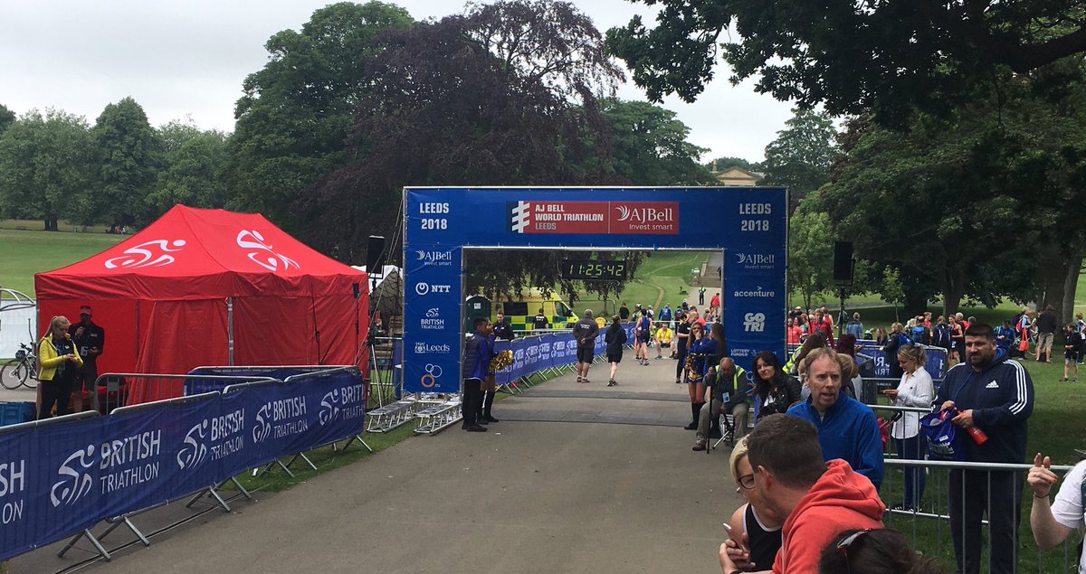 Great to see the start of the ⁦<a href="/worldtriathlon/">World Triathlon</a>⁩ this morning in Roundhay Park. #WTSLeeds. Looking forward to tomorrow! Good luck to all competitors. #leeds #triathlon