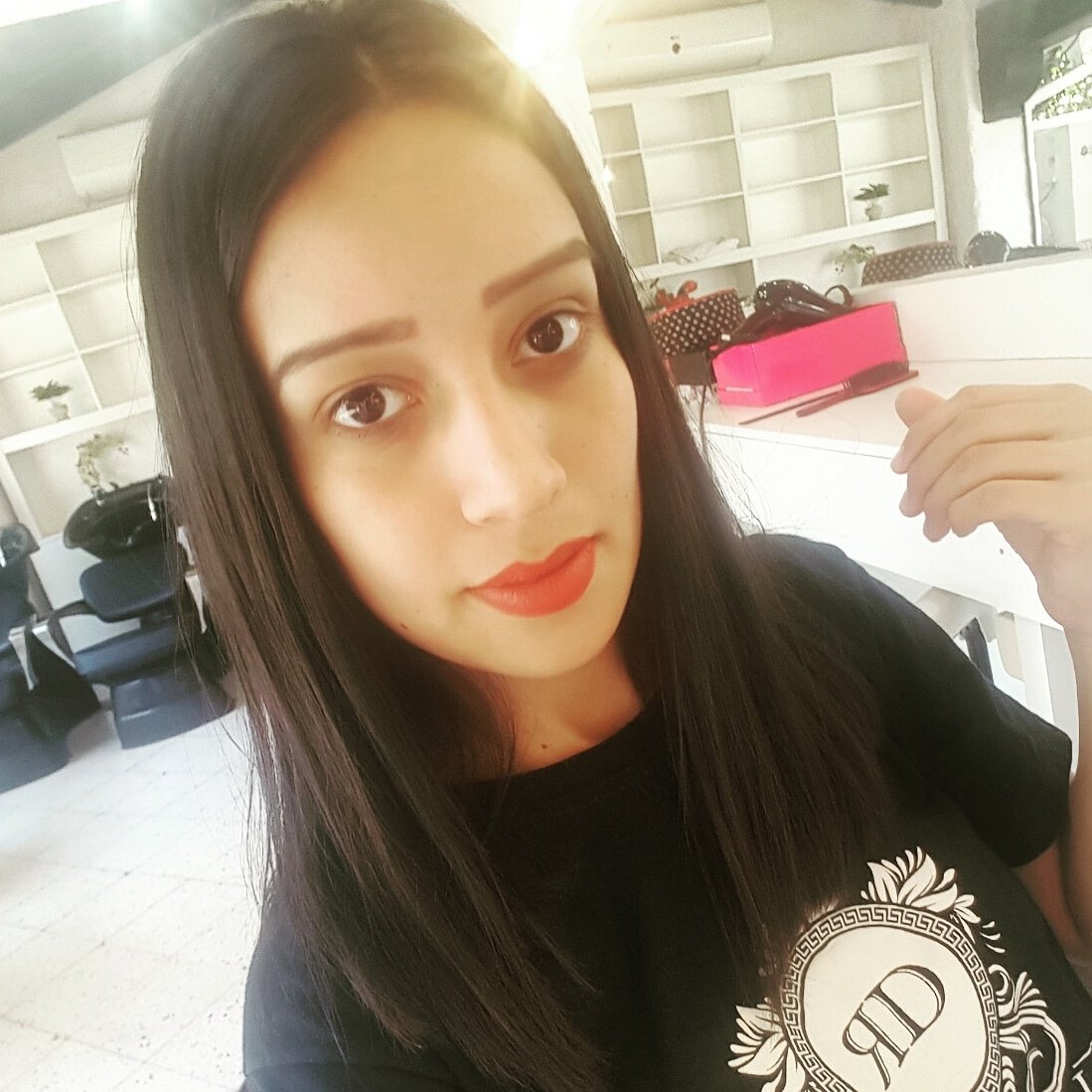 moni93suarez1's tweet photo. #NuevaFotoDePerfil https://t.co/Gx9rJp0x0E