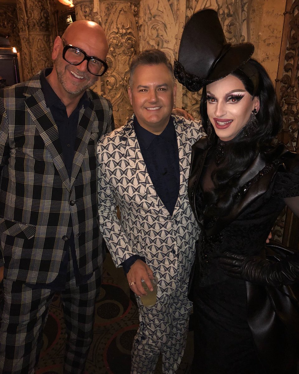 helloross's tweet photo. At the #DragRace finale taping w/ one of my fave queens @Miz_Cracker & one of my fave designers @MrTurk (who designed my butterfly suit)! ๐ฆ https://t.co/MntgosS5Rk