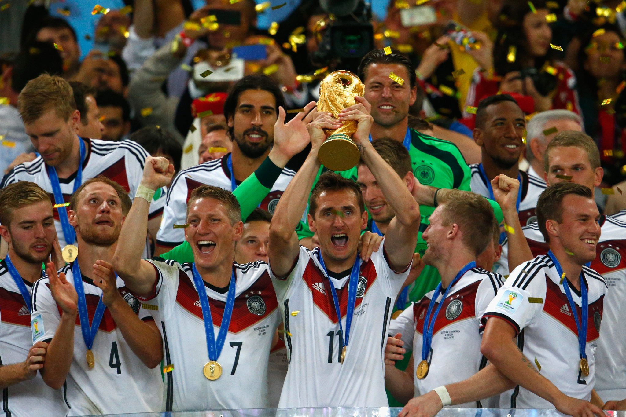 Happy 40th birthday, Miroslav Klose!

The most prolific goalscorer in World Cup history with 16 goals  