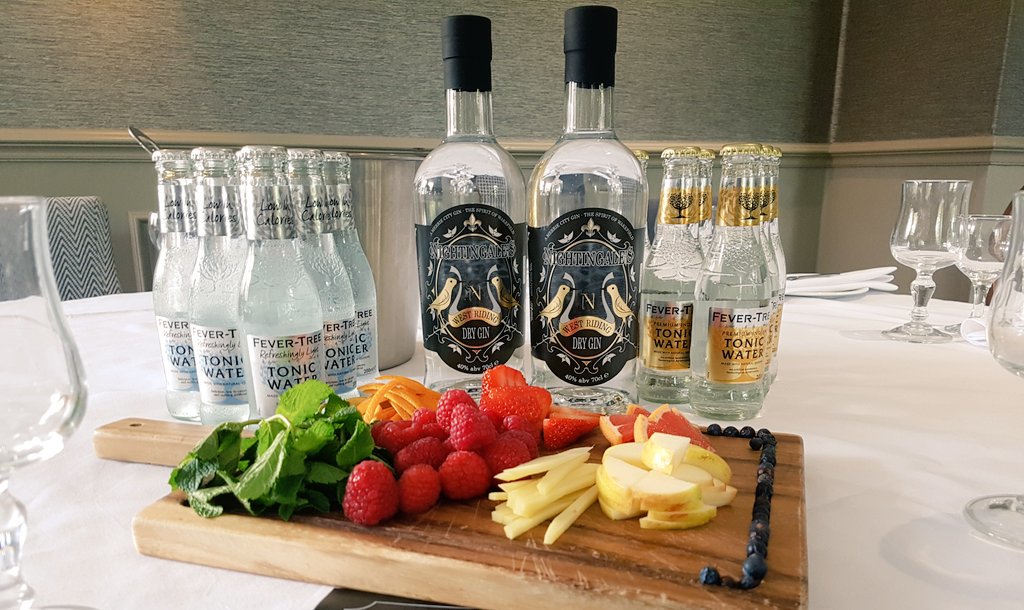 What's your perfect serve for #WorldGinDay - we'll be serving up our West Riding Dry #Gin with raspberry & orange twists in #GinAndTonic and #GinandGinger all afternoon!