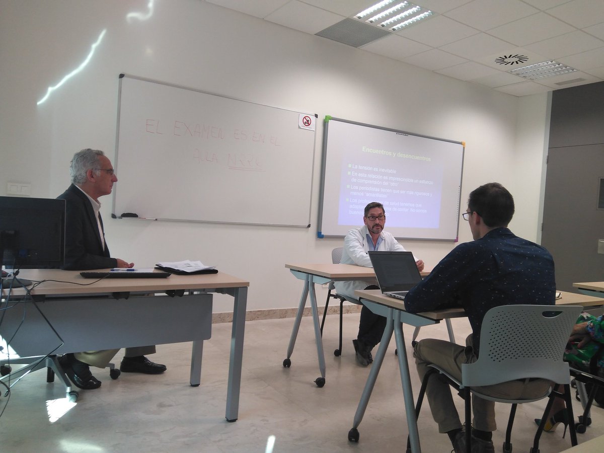 Hacemos role playing en situación crítica de rueda de prensa por el fallecimiento de una paciente en un hospital #MUGYPS <a href="/SEDISA_NET/">SEDISA</a> <a href="/UEuropea/">Universidad Europea</a>