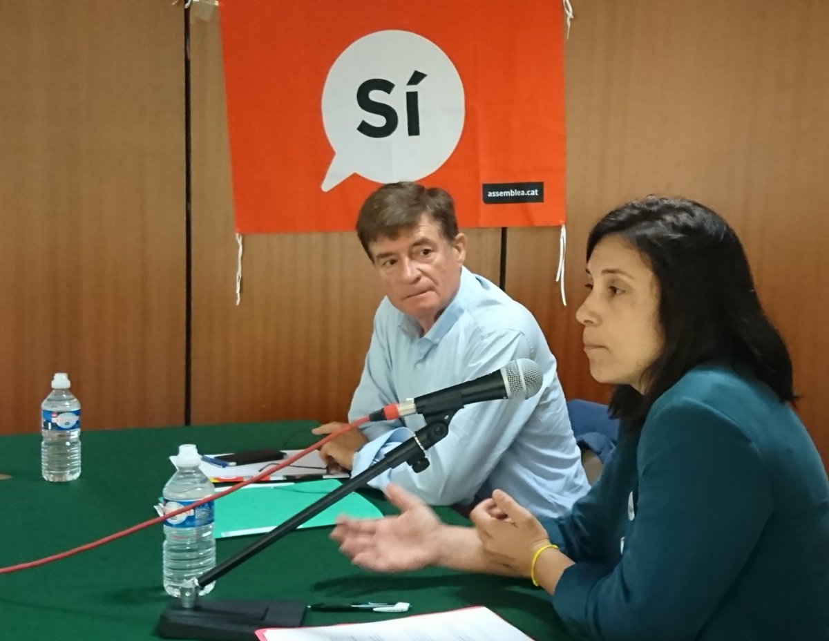La députée occitane Anna Geli était hier l'invitée du Collectif de Soutien du Peuple Catalan à Toulon, avec l'observateur Gérard Onesta et le représentant du Partit Occitan à l'alliance Libre Européenne Gustau Alirol.