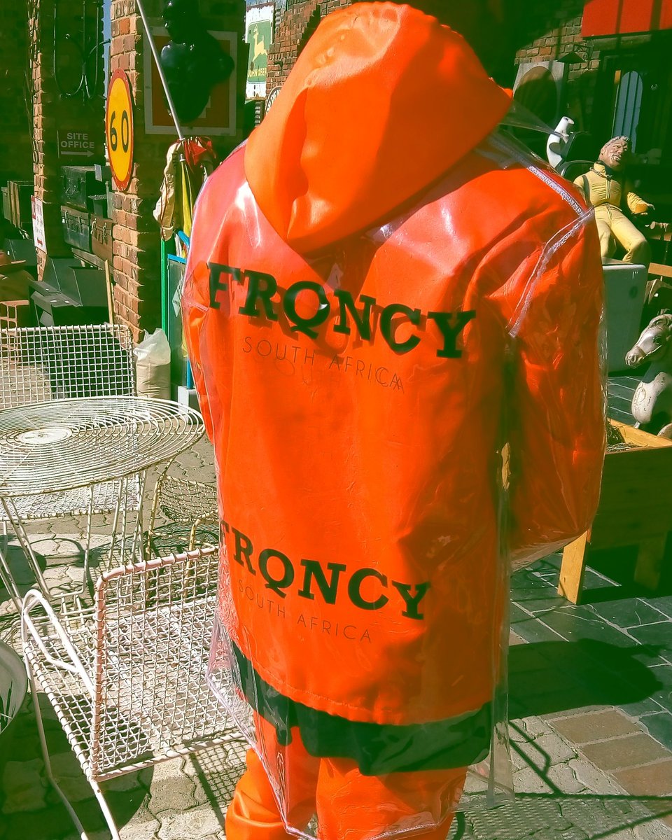 Yesterday we did the Lookbook for the new range. Been working on it for the past 2 years,  testing fabrics, coming up with designs, new concepts, and spending days in the factory with the manufacturing team. I've invested all my time and money into this, now we're ready to drop🙏