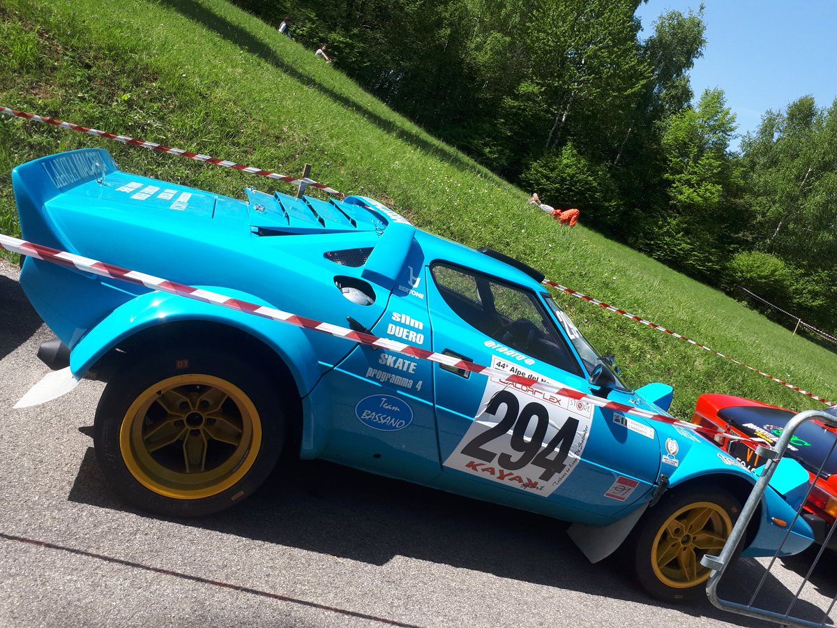 orsoladelzenero's tweet photo. @officialenzari @ren_119 @GordonMercedes9 @alfamale87 @JohnPierceIX @SteveSpeedZA @SpeedDemon250 @tifosin_del @Palmdale_Motors @asa_thorp @simonshieldcars #StratosSaturday https://t.co/hvO61sLX0g