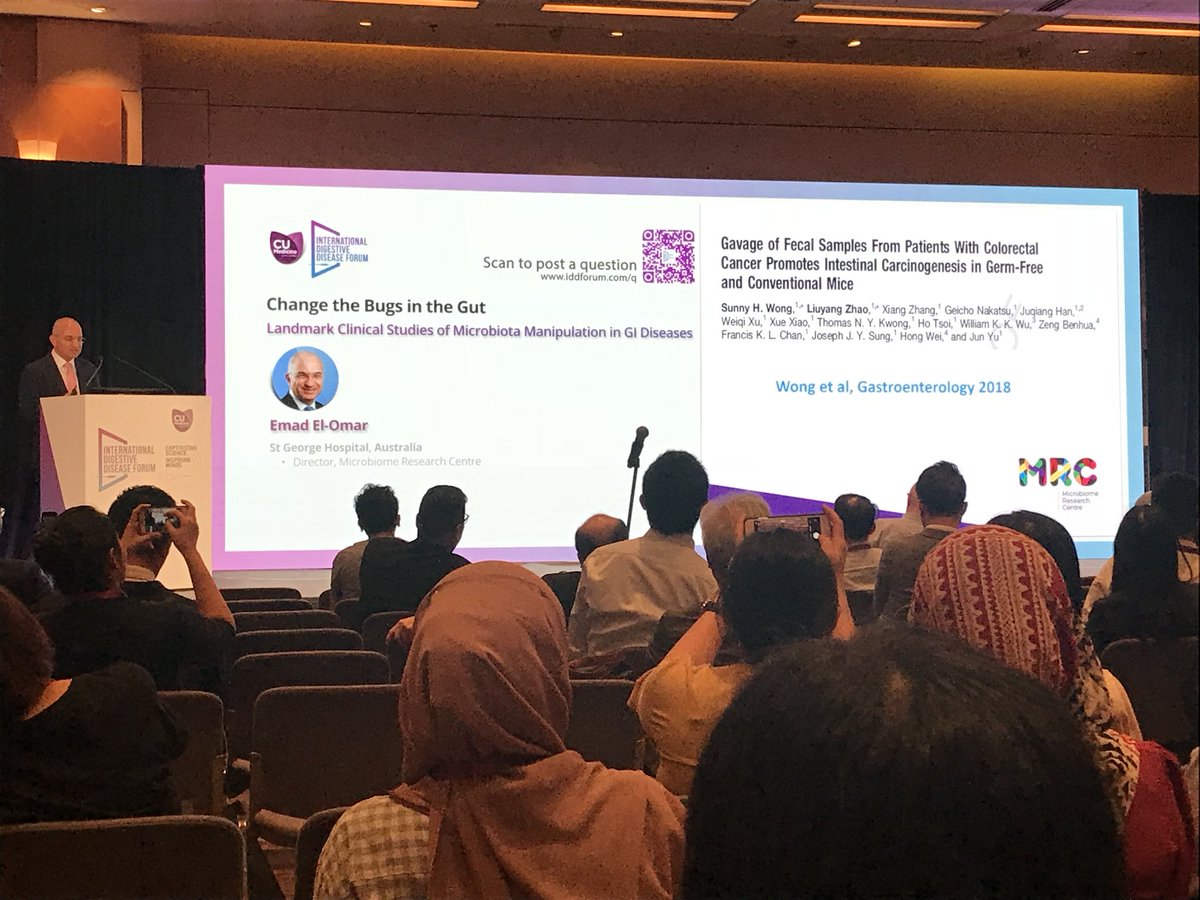 wonglaihung's tweet photo. Prof El-Omar said ‘A beautiful study from Hong Kong.’ Congratulations Sunny! @wongheihei1
@emadelomar at #IDDF2018 @IDDF_CUHK https://t.co/M0Og6OKKJP