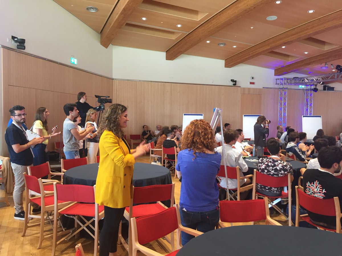 ErminiaN's tweet image. E oggi #CognitiveHack #thinkmilano @CodemotionIT sempre #ibmcloud #ibmwatson