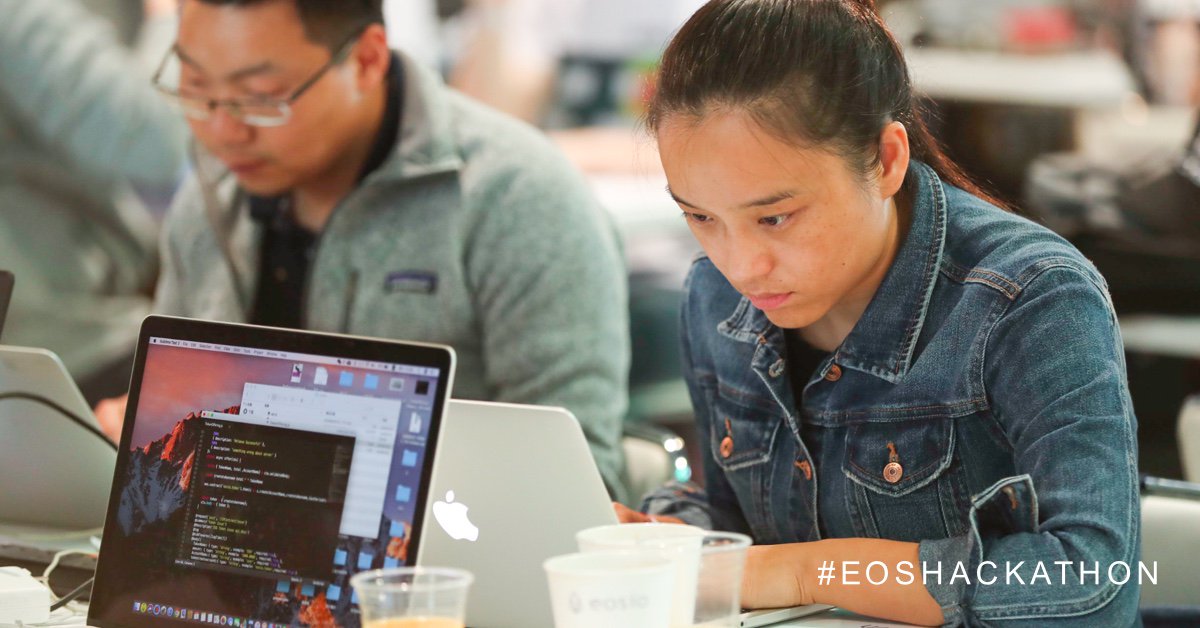 EOSIO's tweet photo. 20 hours to go until the teams submit their pitches at the #EOSHackathon. https://t.co/hdWuWrM9bc