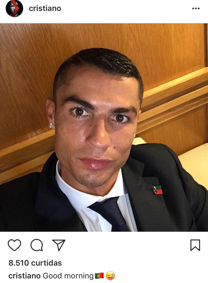 Cristiano Ronaldo dá bom dia aos milhões de seguidores (9h50 em Lisboa). Está vestido assim para a viagem com a delegação ... | Marcelo Hazan | Scoopnest Cristiano Ronaldo dá bom dia aos milhões de seguidores (9h50 em Lisboa). Está vestido assim para a viagem com a delegação ... | Marcelo Hazan | Scoopnest