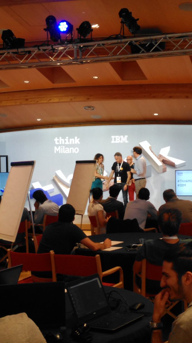 simonazagaria's tweet image. Diamo inizio alla sfida! #ThinkMilano #IBM #CognitiveHack #IBMCloud