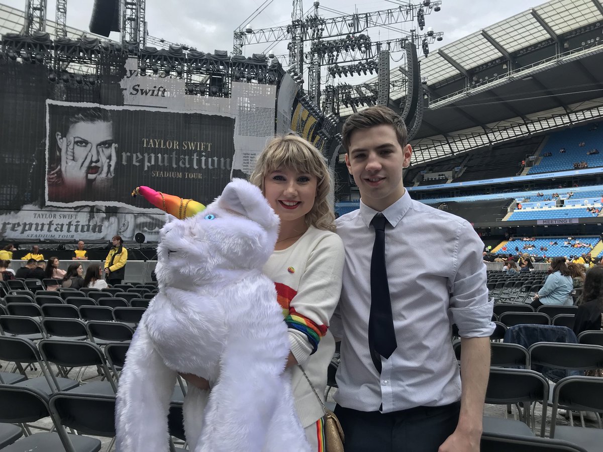LittleMissMac13's tweet photo. We had the time of our lives with you Taylor ❤️🌈 hoping you saw our Caticorn in the crowd 🤞@taylorswift13 @taylornation13 https://t.co/LAG7dB0F2e