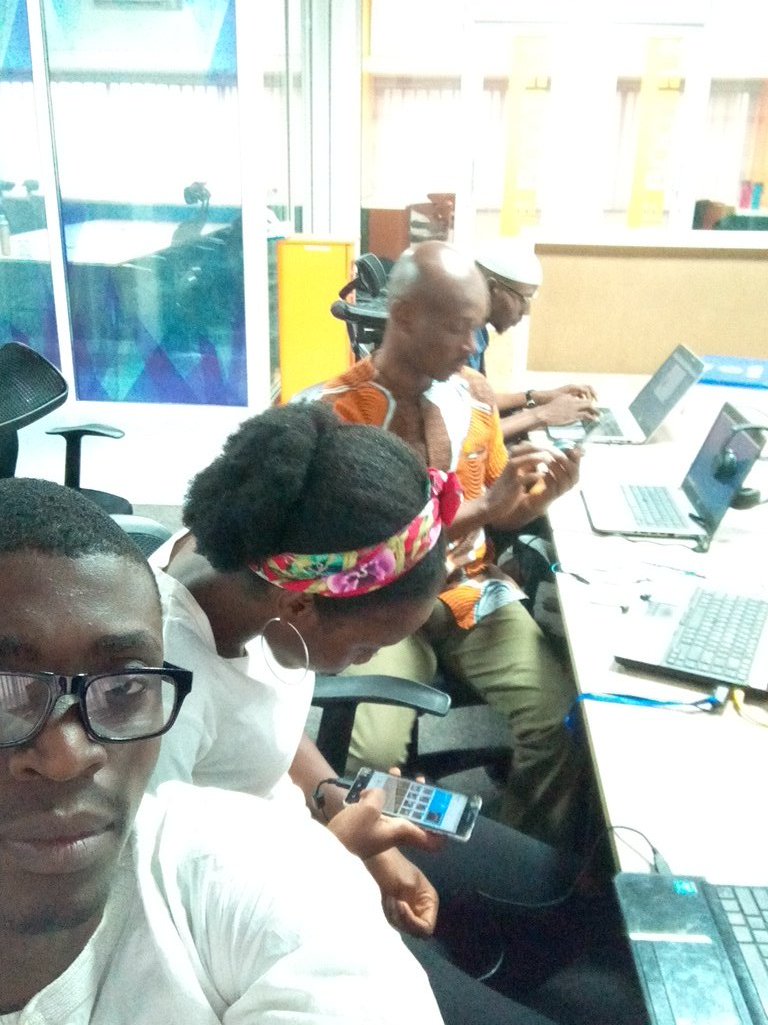 eeeandeee's tweet photo. @kenny_io #programmershub #EpicTowers #ALCwithGoogle @Ondiana5 . Great stuffs, great developers! https://t.co/lrvwgE0TFb