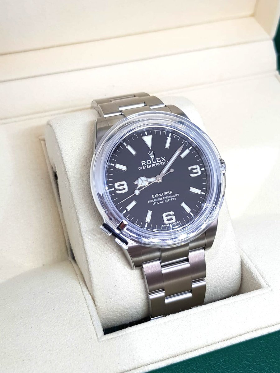 Knightsfine_'s tweet photo. New in... 2018 Gents Rolex Explorer, fully stickered with box and papers. Contact the shop on 01789 266595 for any enquiries. #Rolex #Explorer #Watches #StratfordUponAvon #KnightsFineJewellery https://t.co/oLjkzrdd4z
