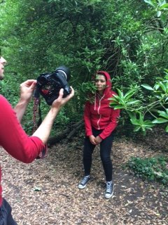 LivesO9lives's tweet photo. Tkts for #THEVALOUROFROBINHOOD go on sale soon! Here are the team @AbneyParkN16 creating the promo image. #AmiiGriffith @MichaelCheets @SarahJWarren3 @SarahMercade and @ochiwp #outsidetheatre https://t.co/Q2AqSfHej4